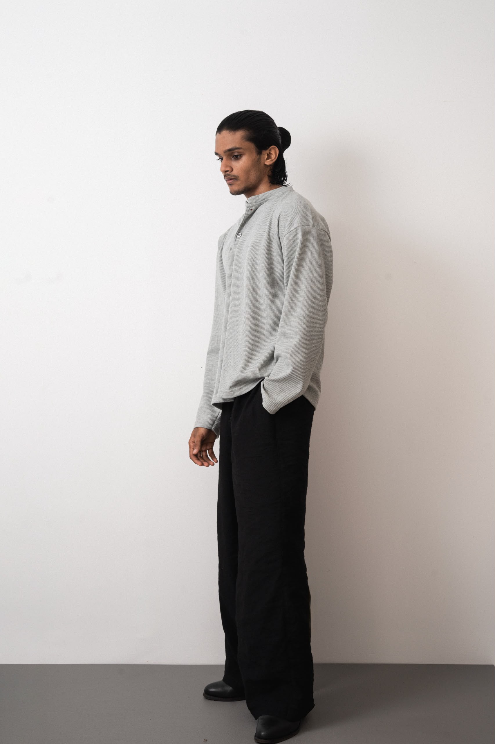 GREY HENLEY WAFFLE